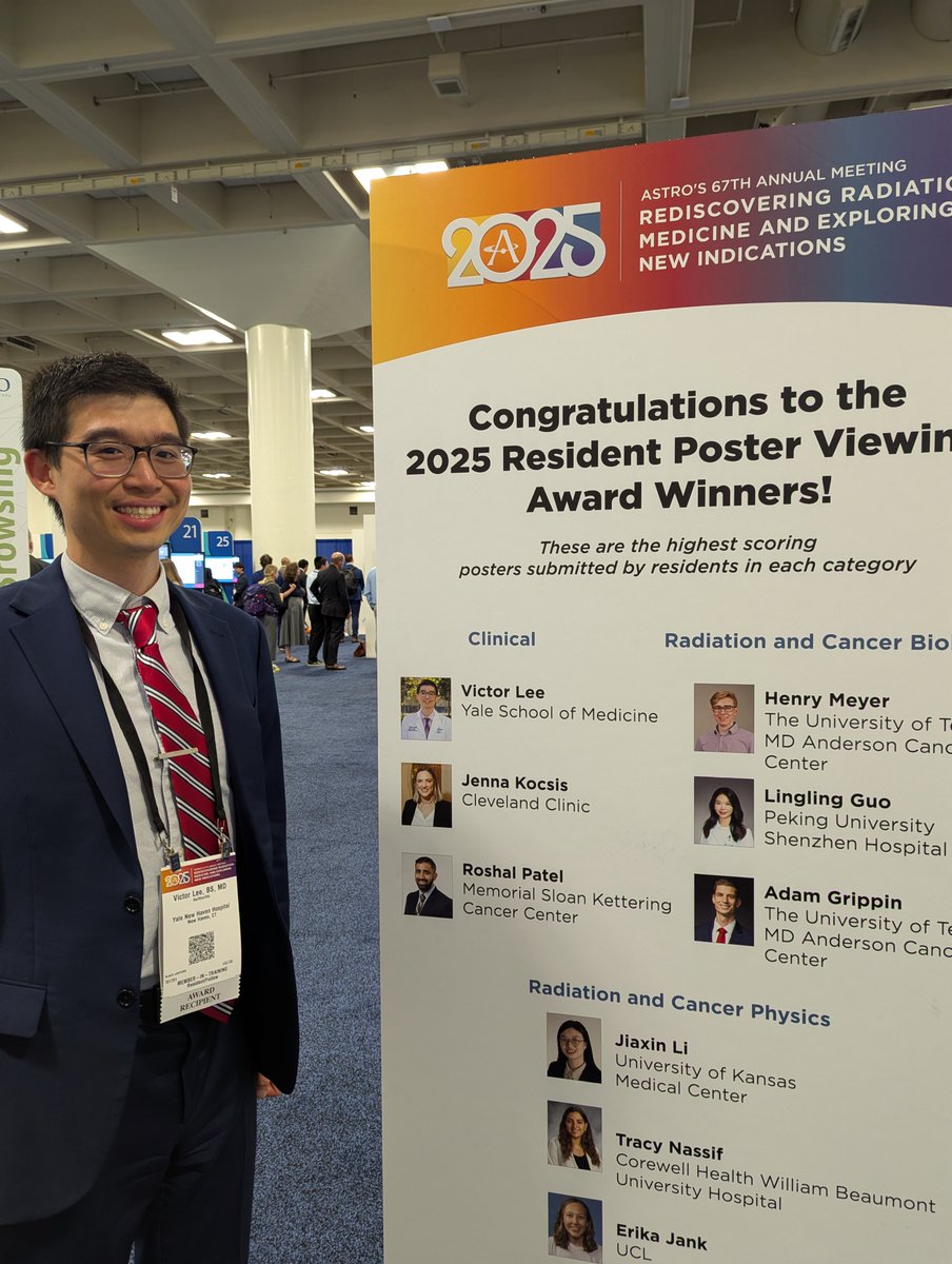 Recipient of a prestigious <a href="/ASTRO_org/">ASTRO</a> Clinical Resident Poster Award, <a href="/VictorLeeYSM/">Victor Lee</a> presented new findings linking certain genomic alterations to brain metastases in #NSCLC. #ASTRO25 <a href="/YaleRadOnc/">Yale Radiation Oncology Residency</a> <a href="/SmilowCancer/">Smilow Cancer Hospital</a>
Learn More ⬇️
poster.astro.org/astro/2025/67t…
