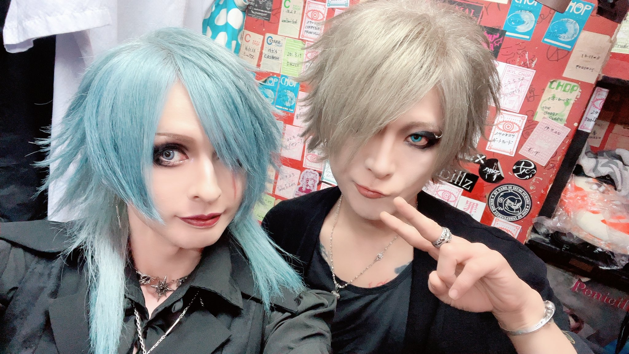邦楽 zeke deux / Schwarze Rose Zeke Deux - New single “Alive” and new look - Crimson Lotus