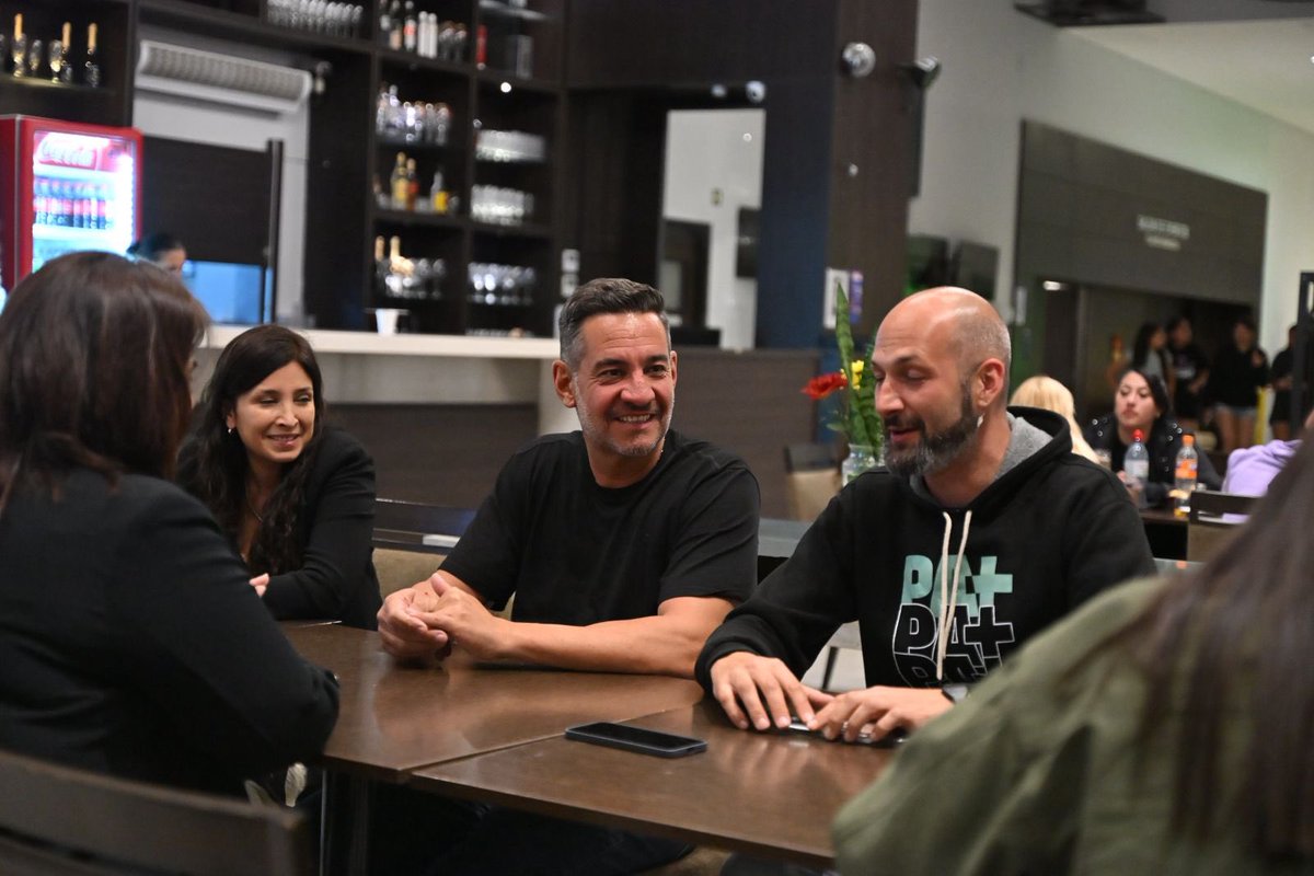 🙌POTENCIA ARGENTINA 🇦🇷

Quiero felicitar y saludar a los más de 160 participantes del programa Potencia Argentina, que este fin de semana tuvo su apertura en Carlos Paz. 

Espacios como este son fundamentales para seguir formando líderes, emprendedores y ciudadanos comprometidos