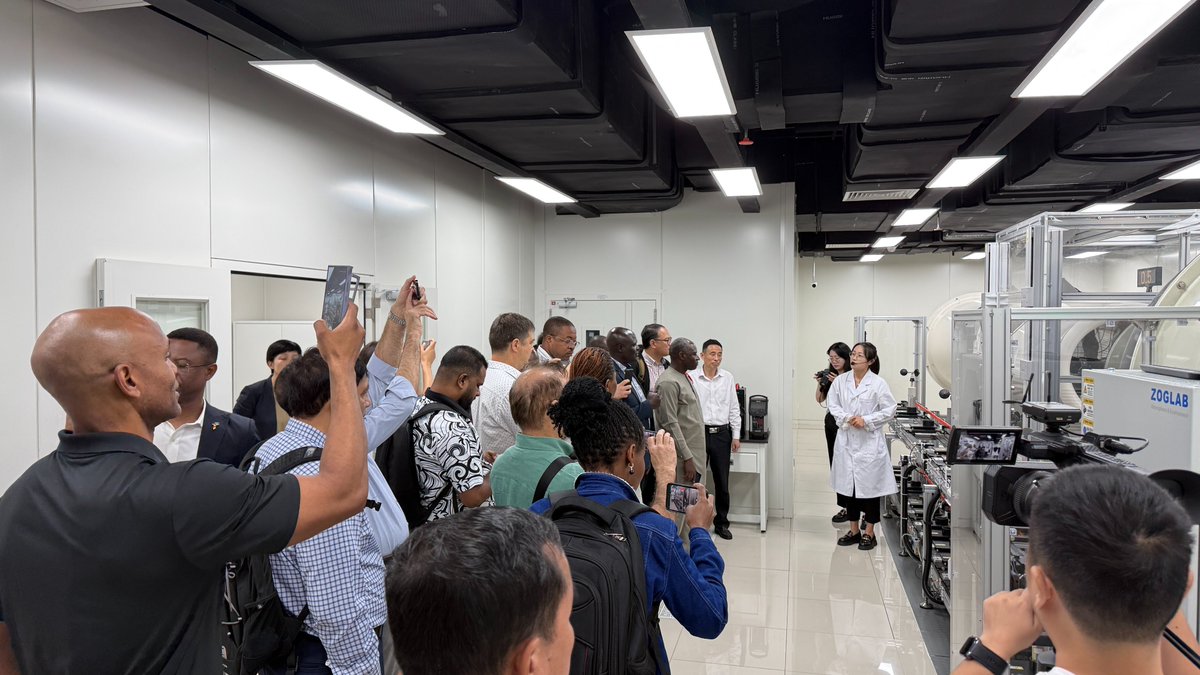 ZOGLAB's tweet image. Oct. 26th, 2024, ZOGLAB assisted the Jiangsu Provincial Meteorological and Metrological Department in providing a demonstration of the 70m/s and 40m/s fully automatic meteorological and metrological open-jet wind tunnel to over 20 countries.
#windsensor
#windtunnel