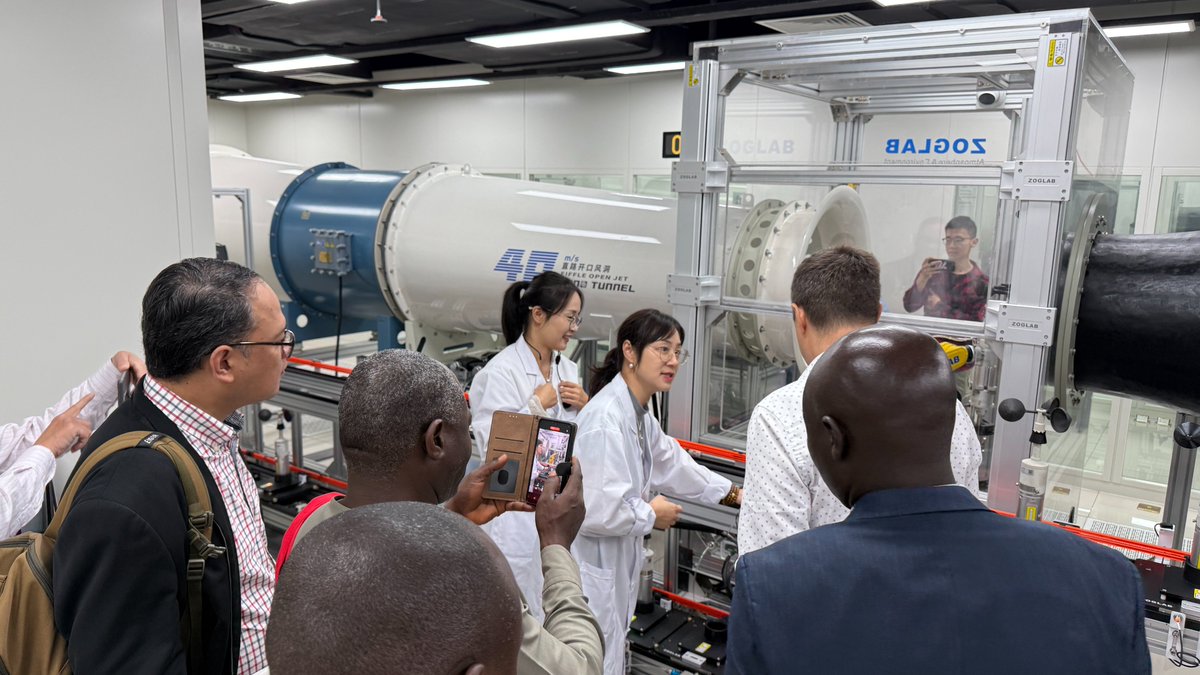 ZOGLAB's tweet image. Oct. 26th, 2024, ZOGLAB assisted the Jiangsu Provincial Meteorological and Metrological Department in providing a demonstration of the 70m/s and 40m/s fully automatic meteorological and metrological open-jet wind tunnel to over 20 countries.
#windsensor
#windtunnel
