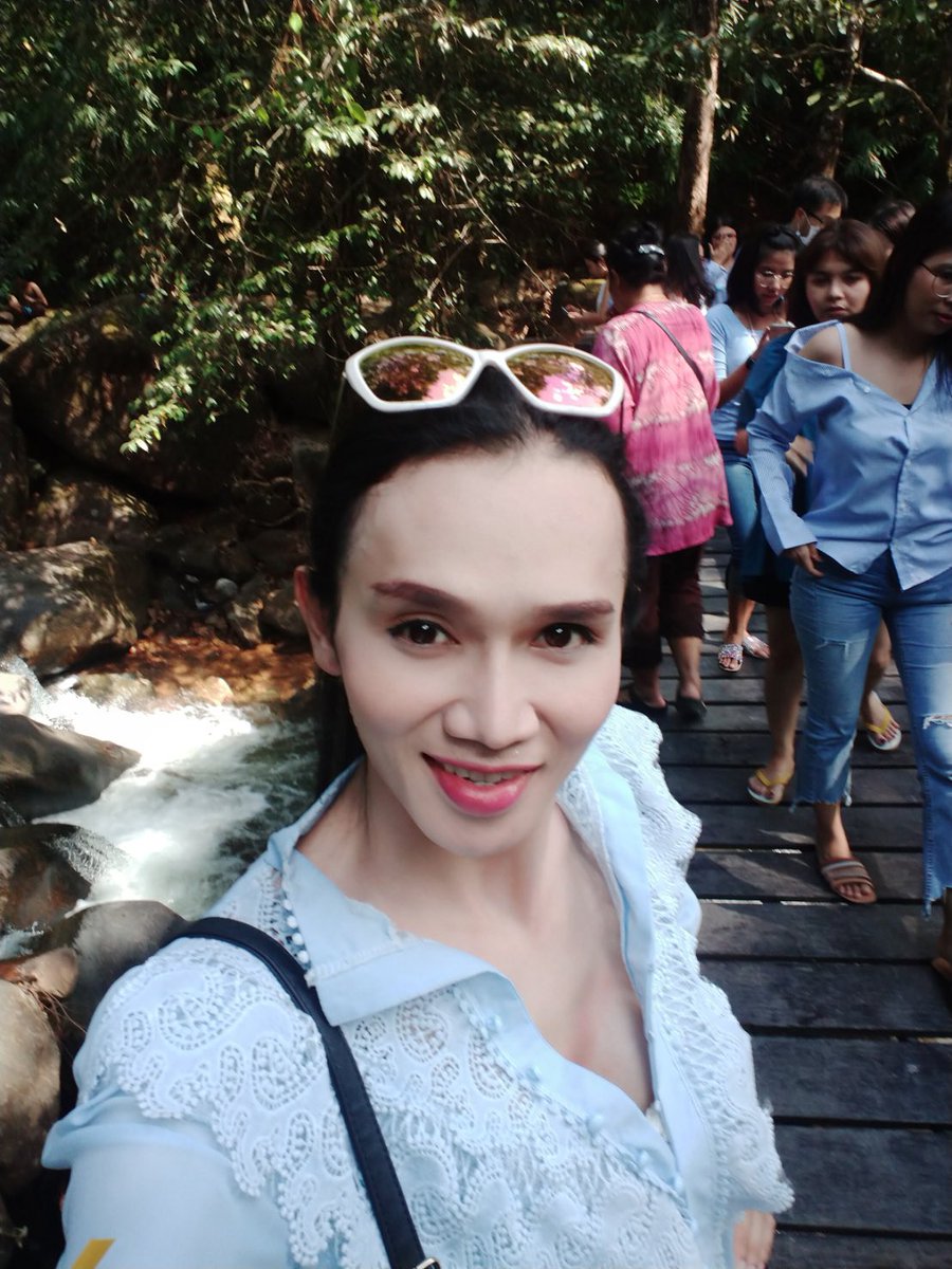 by98613449's tweet photo. หยุดวันนี้ไปหาใครได้บ้าง กทม นะค่ะ https://t.co/kh4wQrMhIc