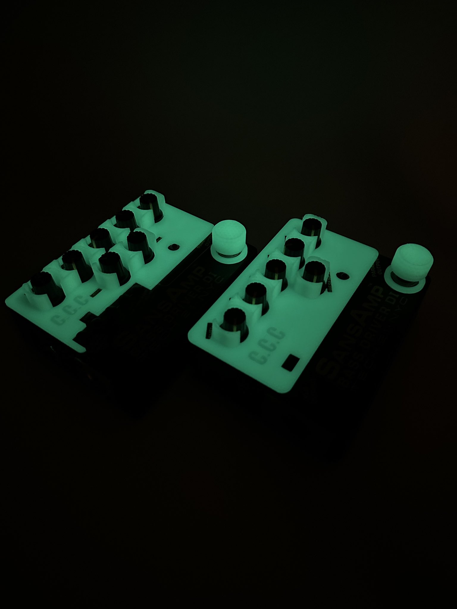 こまほケーブル ちょっ足しエフェクター OMEGA こまほケーブル ちょっ足しエフェクター Ω OMEGA 超美品