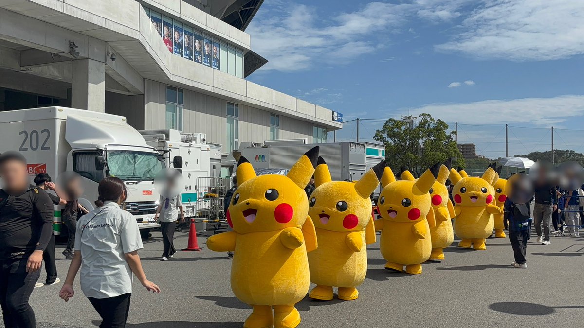 早いもの勝ち❗️　ポケモンセンターナゴヤ　お引越し　記念　トランプ ポケモンセンターキョウト移転リニューアル記念「はなびらのまい