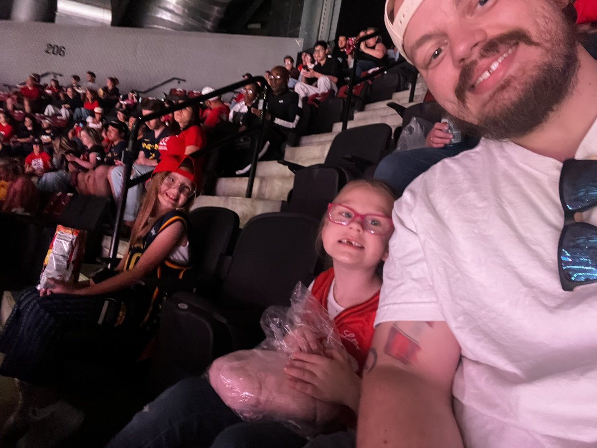 RustyReactionz's tweet image. Game 3 was an L for the Fever but was a W for us. Always a good time hanging out, snacking and watching some ball. The arena is electric and I’m happy I get to experience it with the kids.
Charlee lost her tooth right after taking our seats!
Game 4 Sunday. Let’s go @IndianaFever!