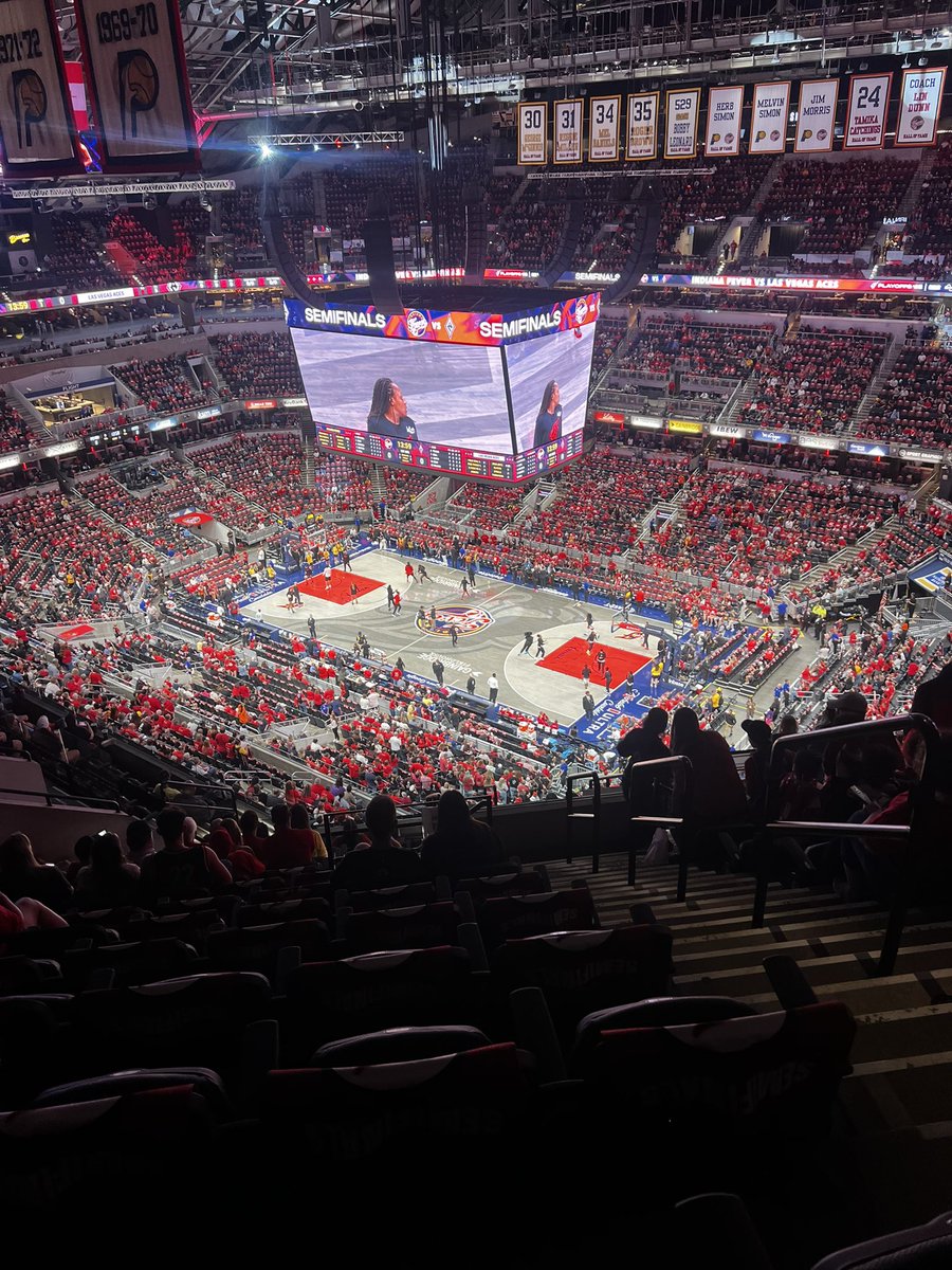 RustyReactionz's tweet image. Game 3 was an L for the Fever but was a W for us. Always a good time hanging out, snacking and watching some ball. The arena is electric and I’m happy I get to experience it with the kids.
Charlee lost her tooth right after taking our seats!
Game 4 Sunday. Let’s go @IndianaFever!