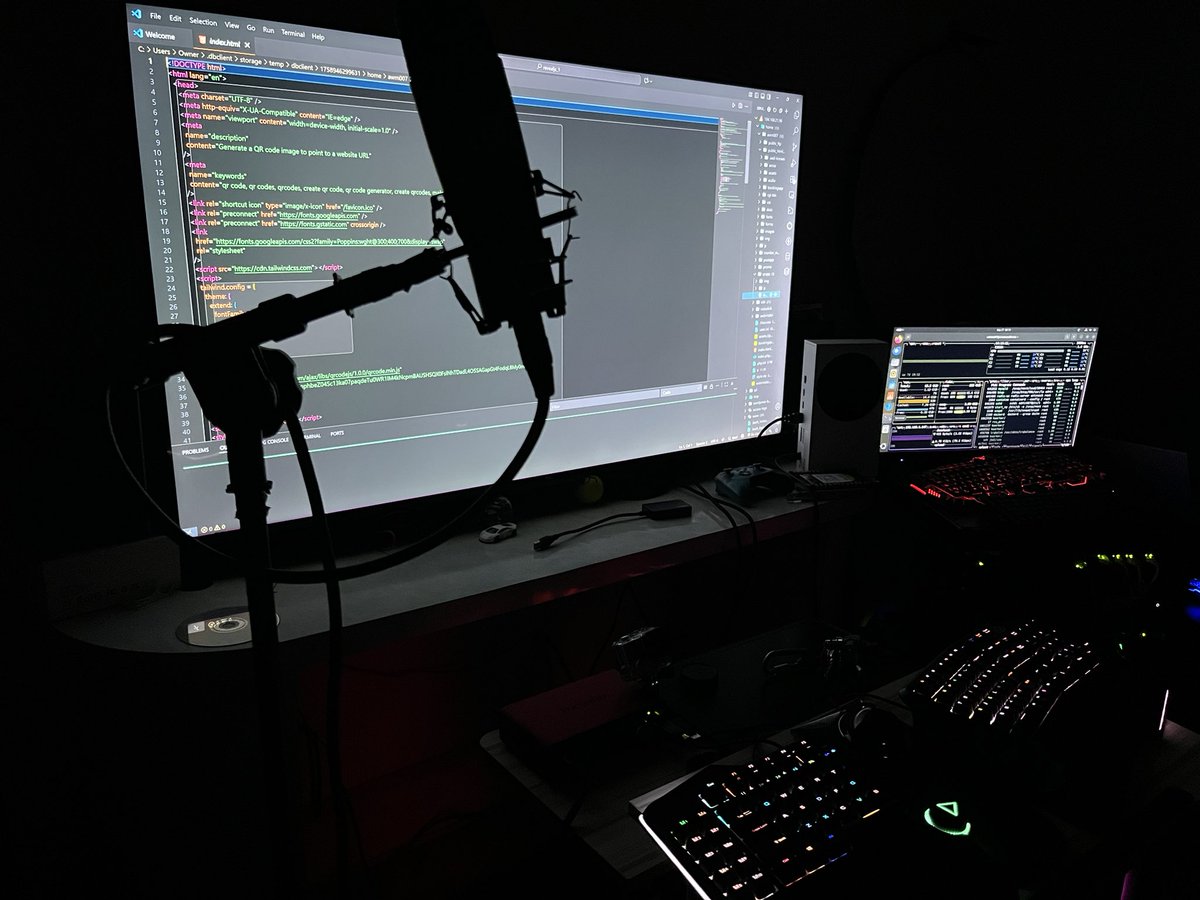 Late night in the office. Coding into the weekend