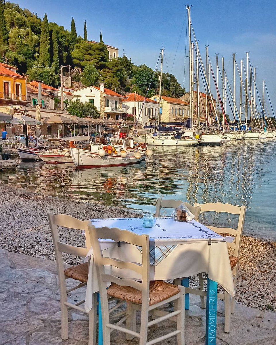 GreekPictures's tweet image. Life tastes better by the sea. #Kioni, #Ithaca. 🇬🇷
📷 naomichri12