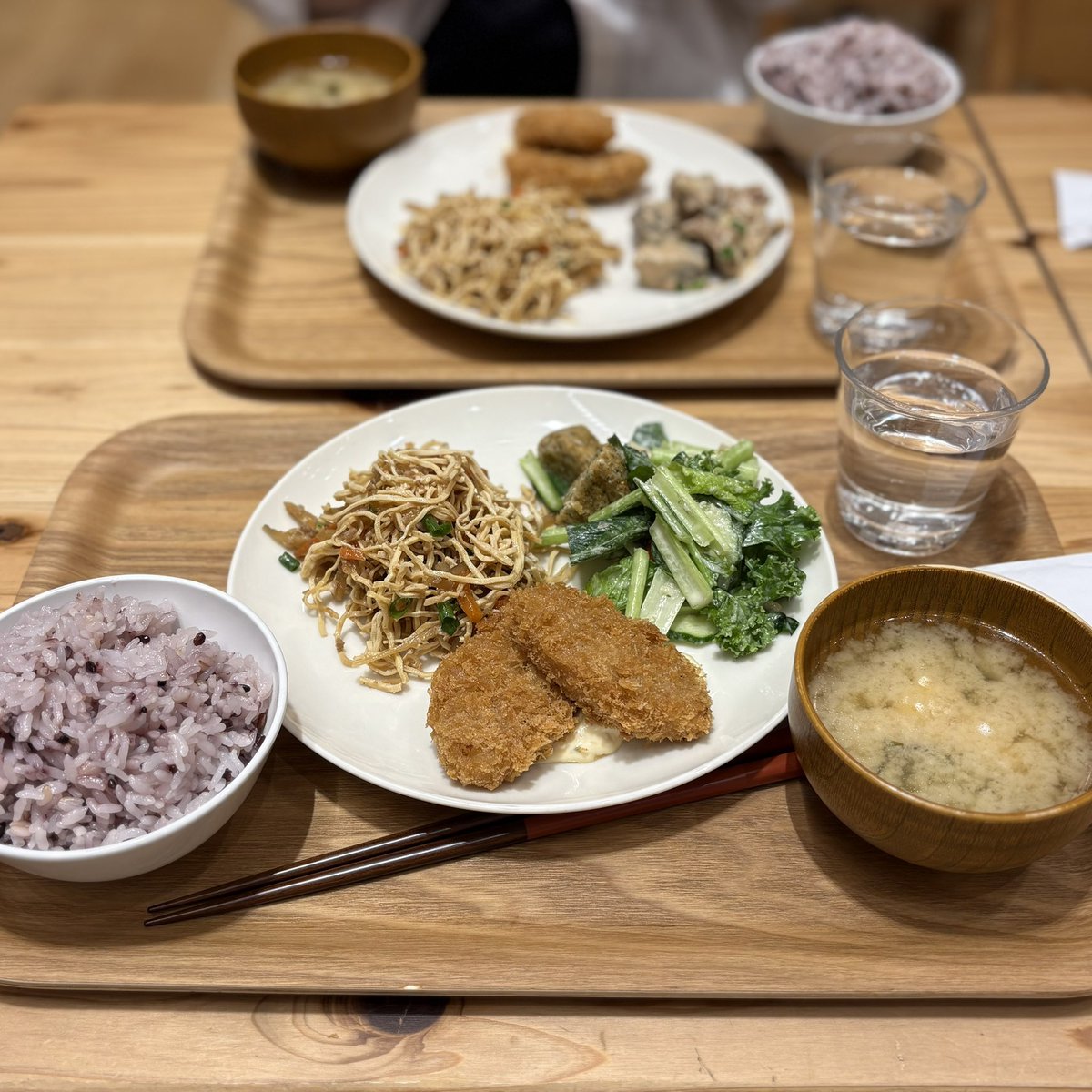 久々に新宿のMUJI CAFEへ。この干し豆腐の麺みたいなやつが美味しかった。