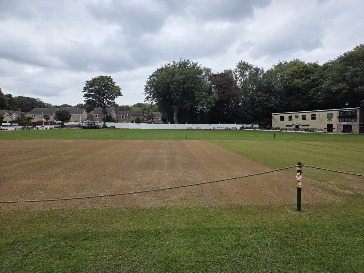 NewFarnleyCC's tweet photo. All seven sight screens with their slats have been dismantled, the fencing removed, the three roll-on covers, various flat sheet covers, two practice nets and boundary rope are now safely stored away. The square has also been roped off ready for the colder months ahead. #puttobed https://t.co/q0cftFimTw