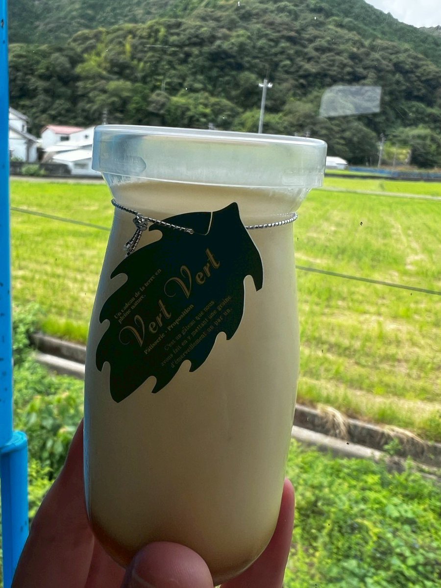 trainino10's tweet photo. 午前中の乗車無事終えました‼️
たくさんの方と交流ができ、土佐久礼駅で降りることが少し寂しく感じました。
この後の午後の乗車も皆さんに高知の魅力が伝わるガイドに出来ればと思っております‼️ https://t.co/jLcGIRwthT
