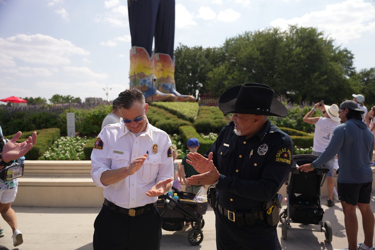 It's opening day at the State Fair of Texas! I had a great time taking in all the sights, sounds, and flavors of the fair. I wore my cowboy hat and even enjoyed a corn dog. Grateful to share the experience alongside DFR Chief Ball and represent our city at this great tradition.