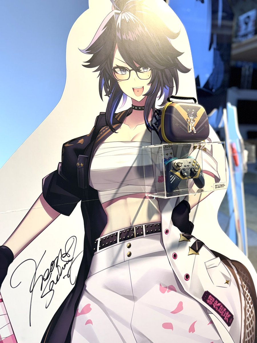 フォトスポット📷´-／ 実は！今回スタンドパネルやデバイスに直筆