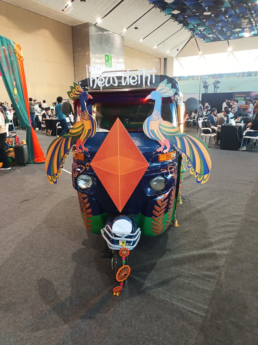 DeFiMatrixOS's tweet image. 🤯 1,900 builders. 25 countries. One vision: shaping the decentralized future. The @DeFiMatrixOS team is proud to be here.

This week at @ETHGlobal New Delhi, the energy is unstoppable. 🚀 From protocol engineers to DeFi founders, from AI-native devs to cross-chain architects,…