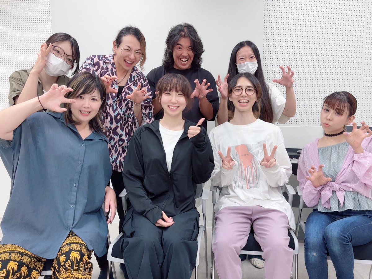 インプロ組織 秘密結社:中毒社

インプロライブ
《入社式~ようこそ中毒社へ~》
当日となりました

◤￣￣￣￣￣￣
　13:00  開場

　13:30  開演
＿＿＿＿＿＿◢

ありがたいことに本日
満席でのご予約を頂いております

余裕を持ってのご来場が
安心でございます

楽しい時間を共に過ごせますよう…！