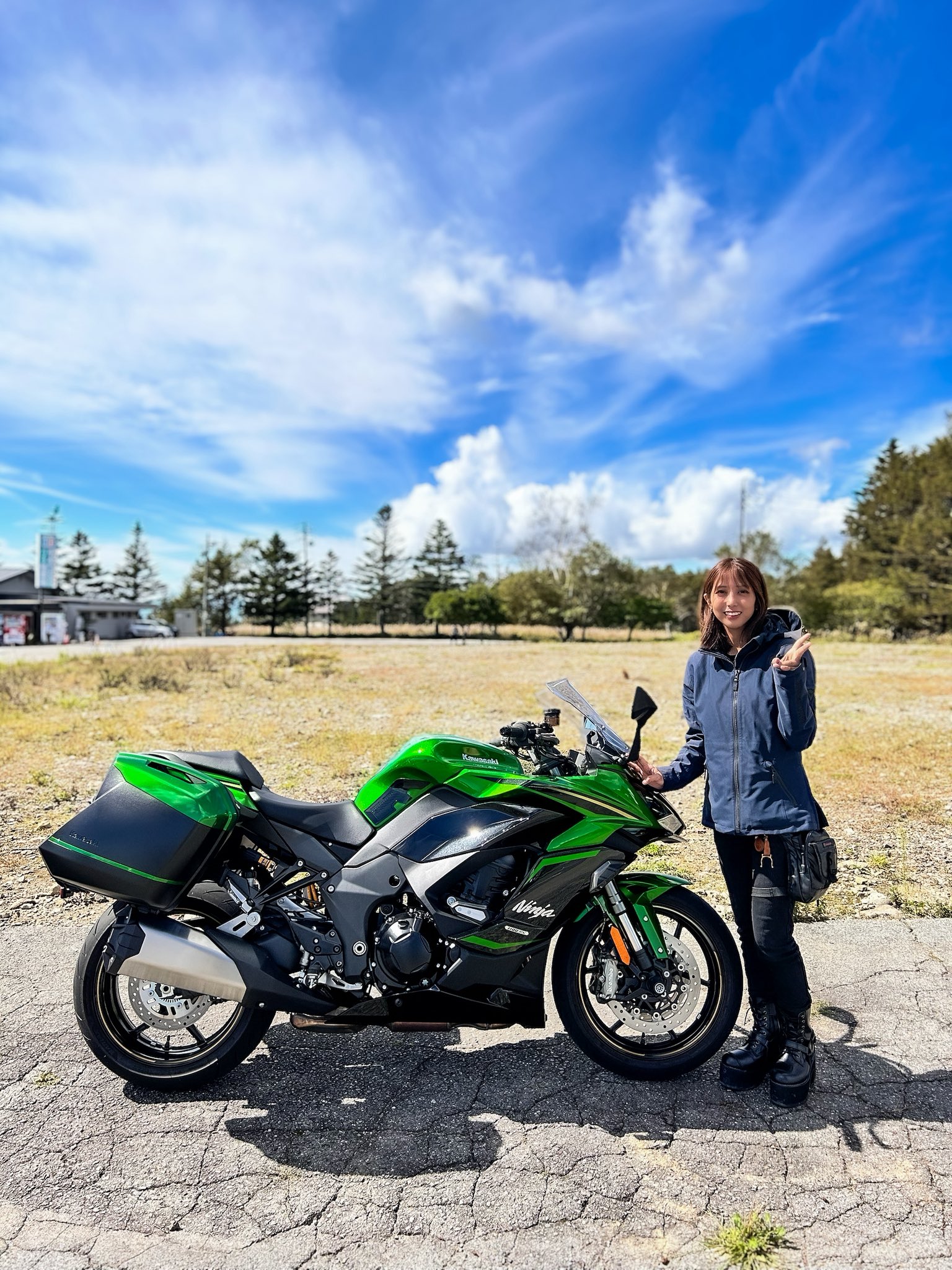 ばーさんページ 所さんCB、完成しました。基本、4気筒はやらないのですが、普段