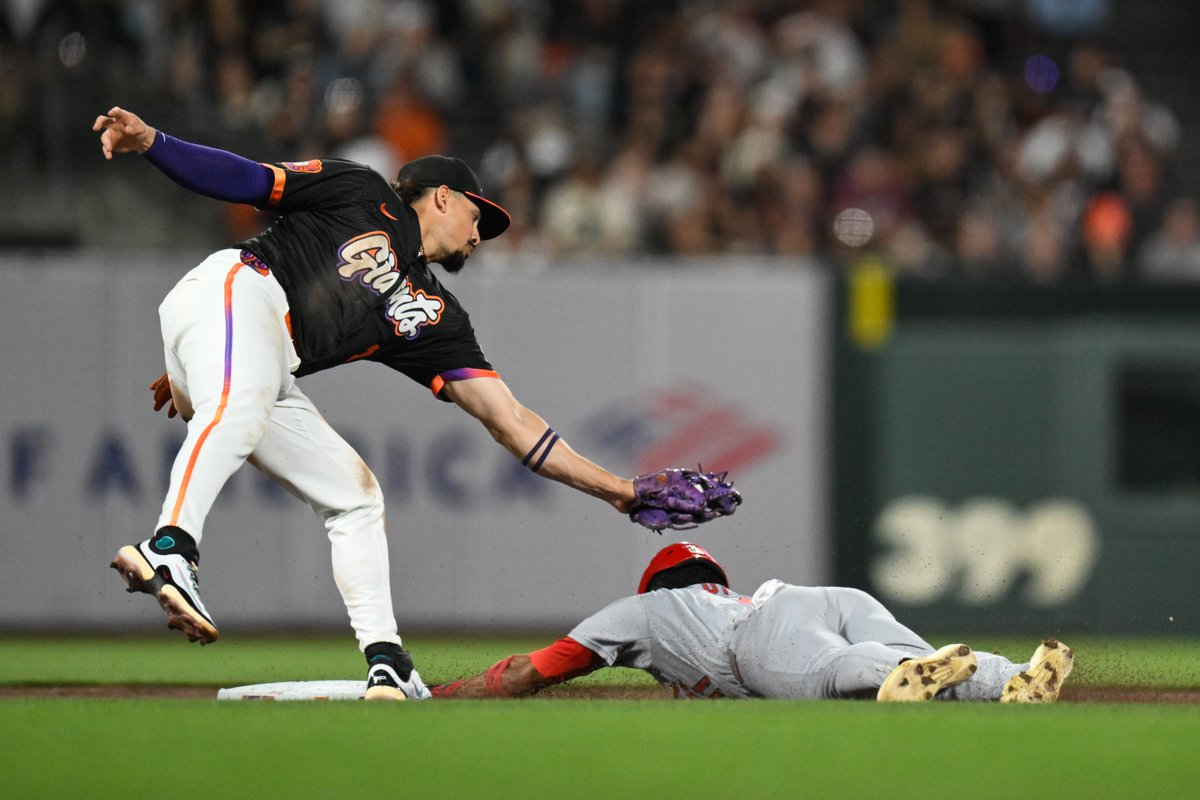 95.7 The Game tweet media