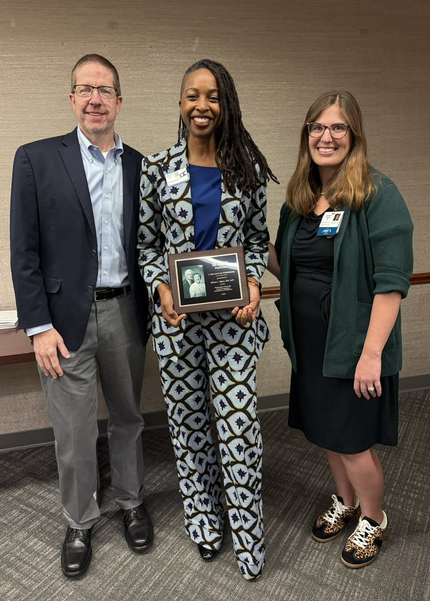 Honored to have <a href="/AgwuAllison/">Dr Allison Agwu aka Dr A</a> in STL to give the annual Middelkamp lecture <a href="/WashUMedPeds/">WashU Medicine Pediatrics</a>! We enjoyed hearing about her impactful work on adolescent and young adult HIV.