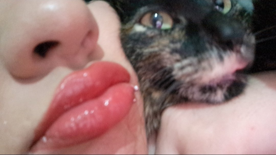 httpsmanoella's tweet image. 