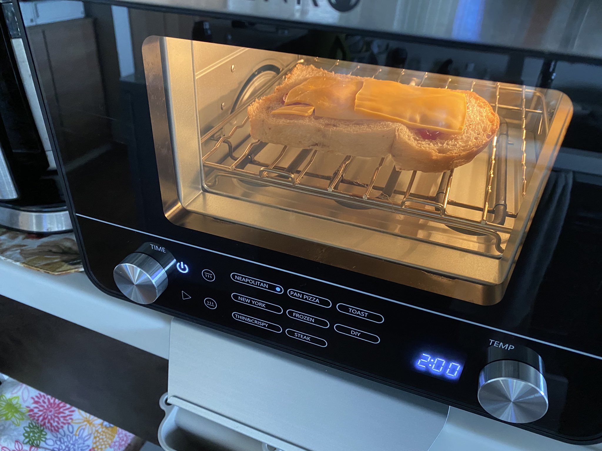 YOUENRO 電気式窯焼名人　ポータブル家電ピザ窯 販売開始からたった一週間で約6,300台売れた！日本唯一の