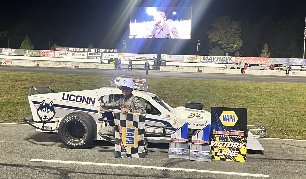 Kyle Muncy ®️ tweet media