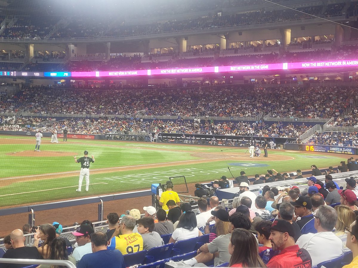 kapunka14867922's tweet photo. Supporting #Marlings today🫡
🖕Mets! https://t.co/4k7YXAeAhv