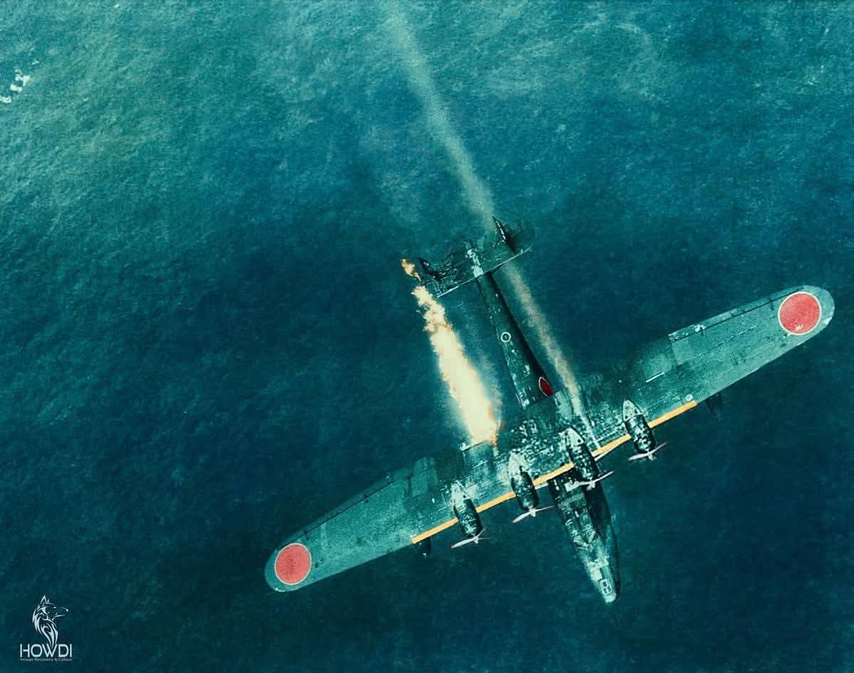 今更だけど、カラライズされた97式飛行艇の上面の写真見つけた、退色や塗装剥げの感じの参考になるな。やり直すのもめんどいが