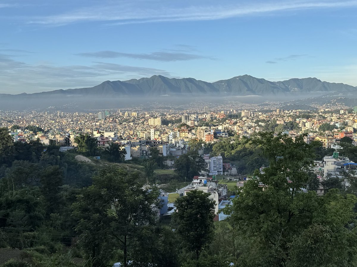 rajbiraj11's tweet image. View of one side of Kathmandu Valley at 6.30am
