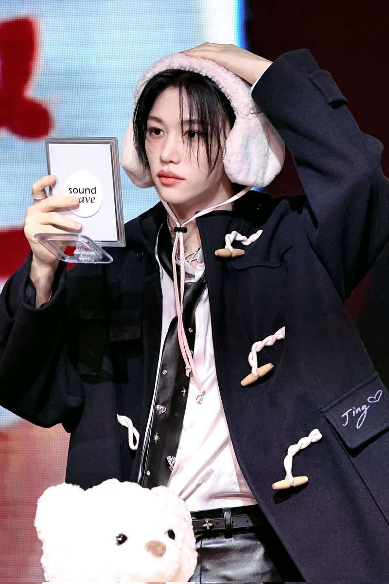 만홍 tweet media