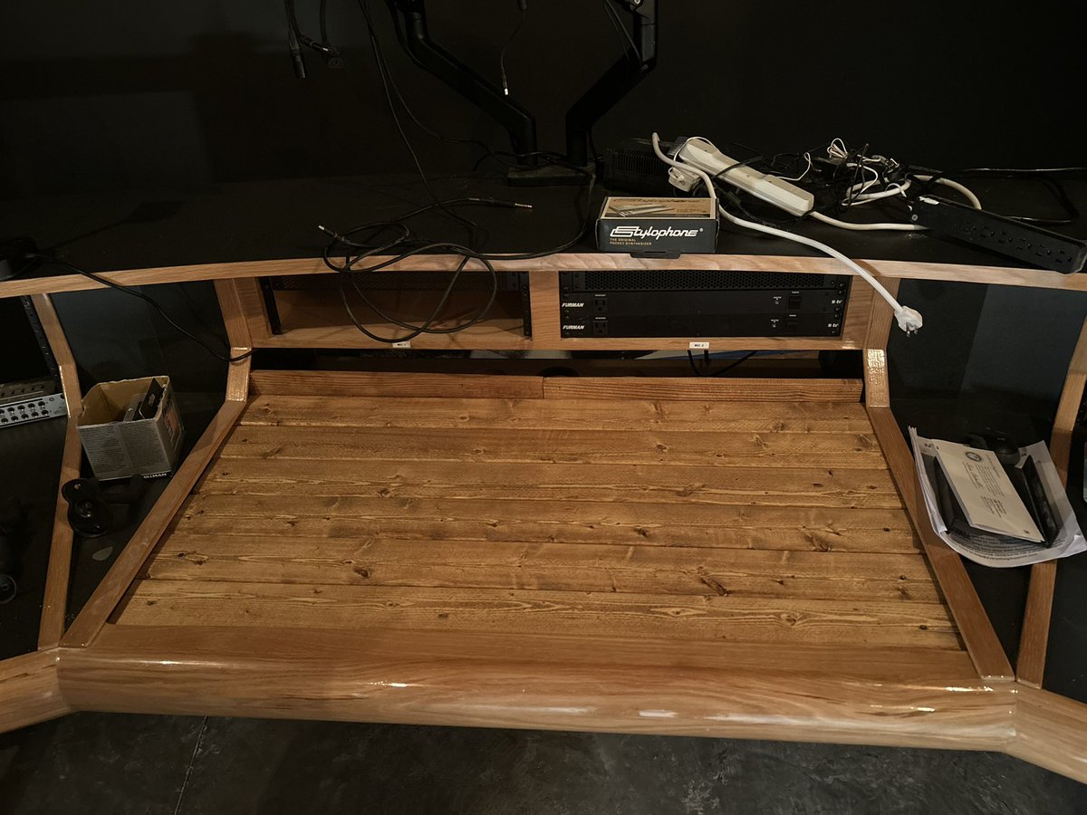 TheDrPhilGood's tweet image. I made this insert out of 2x4’s to fill in the center of my production desk (otherwise all of my gear would be sunk) … anyways, I finally got around to sanding and staining it as part of my studio build.  @PreSonus #dreamsintoreality