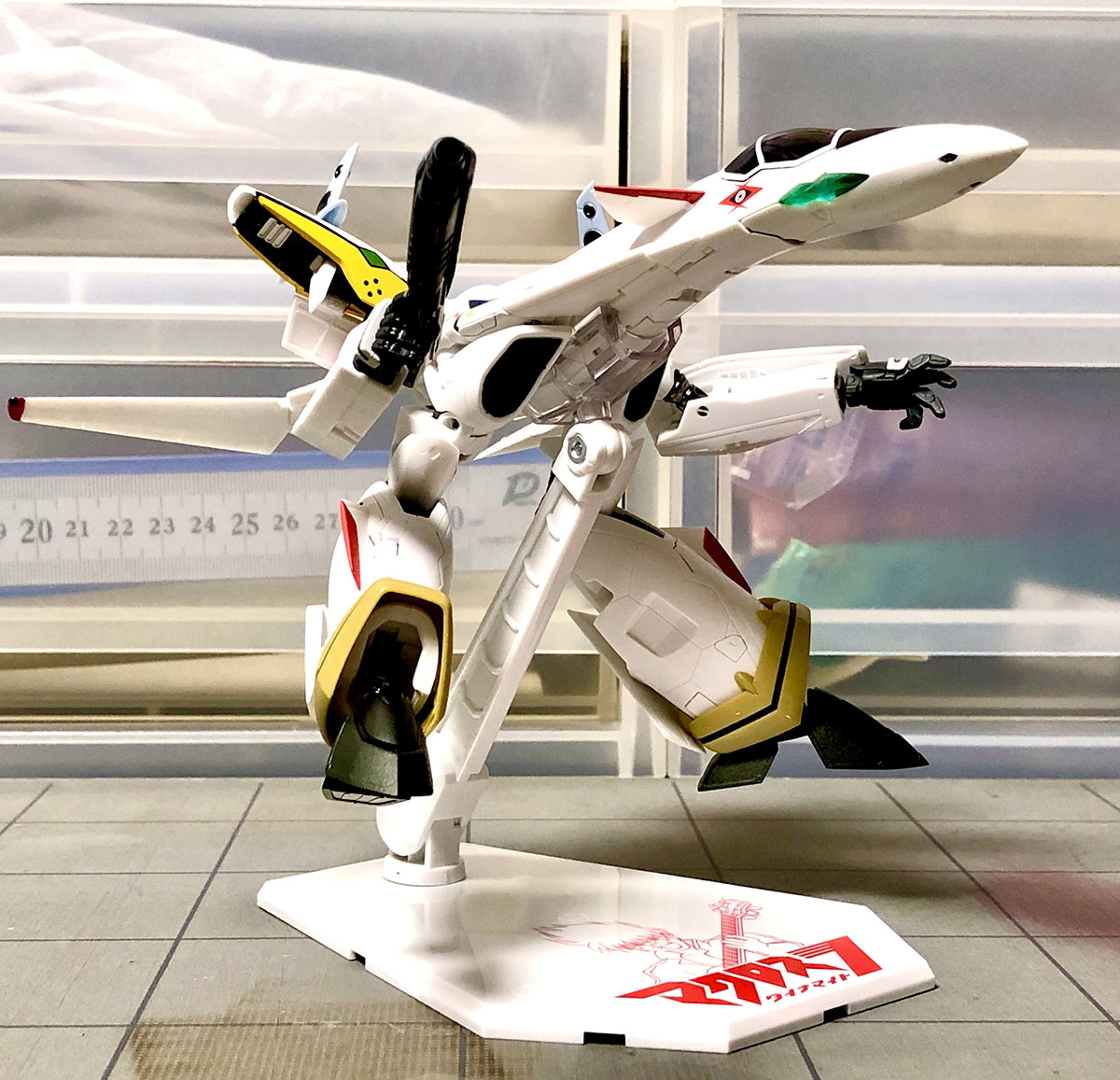 HI-METAL R VF-19P エクスカリバー（惑星ゾラ パトロール隊仕様）の