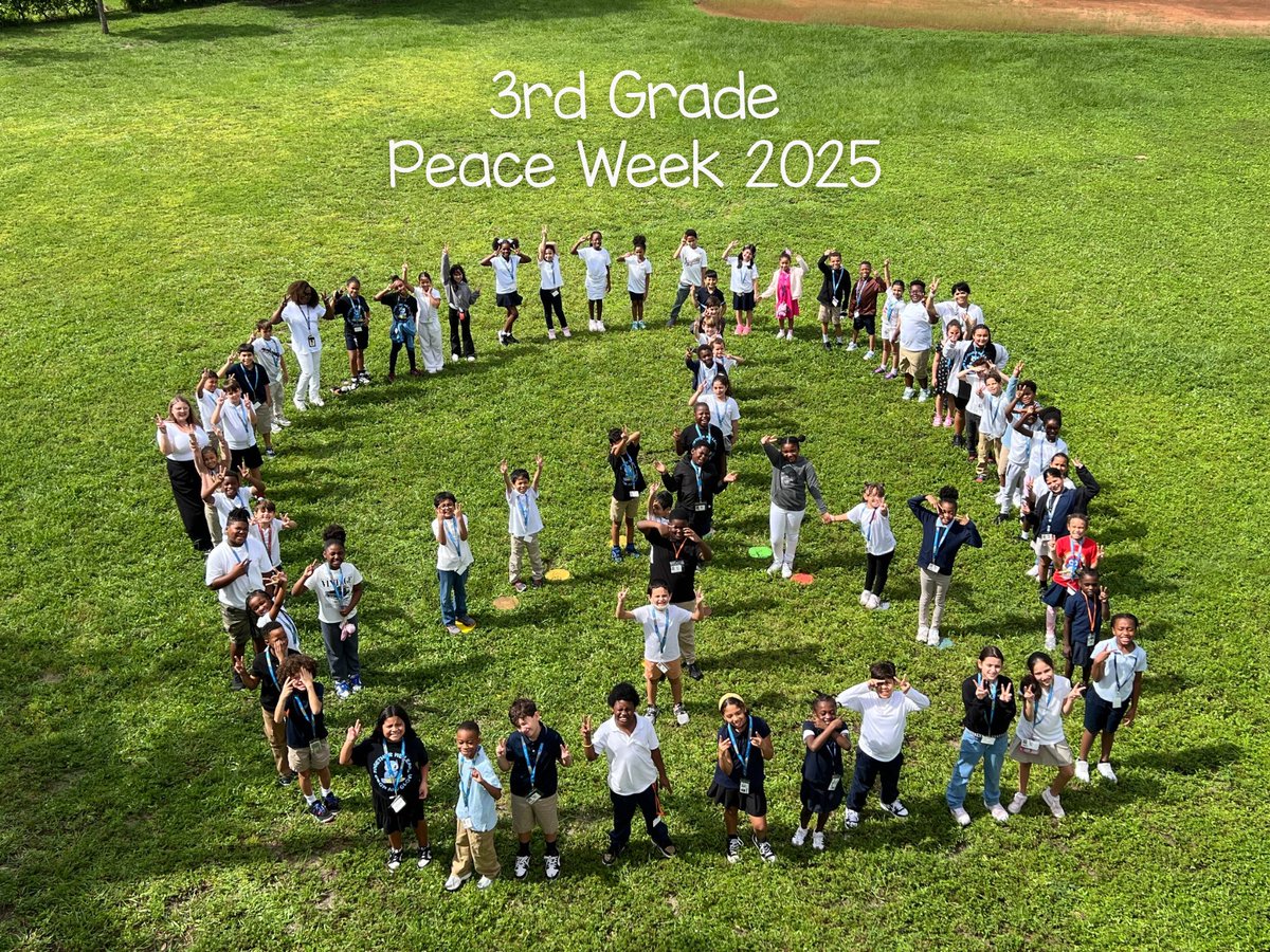 In honor of Peace Week, each grade level came together to form the peace sign, and we captured a beautiful aerial photo to celebrate unity and kindness! 💙 <a href="/DirMWS/">Merideth Weiss-Schnur</a> <a href="/BCPSNorthRegion/">BCPS North Region</a>