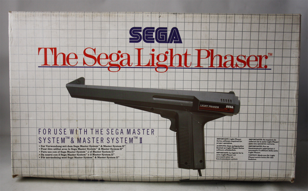 RetroEncoder's tweet image. Who has a Sega Light Phaser and what games do you recommend?
#segamastersystem #mastersystem #retrogames