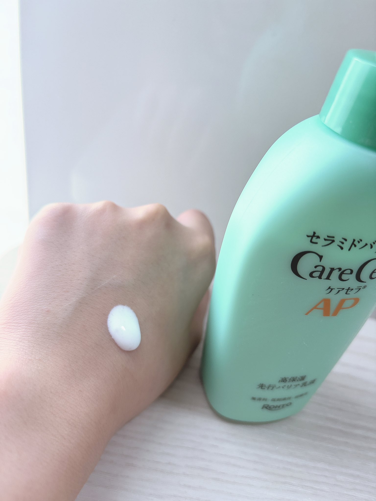 ねこてん ミャクミャクてんてん🔴🐱🔵 #元野良猫 #キジトラ猫 #かぎしっぽ