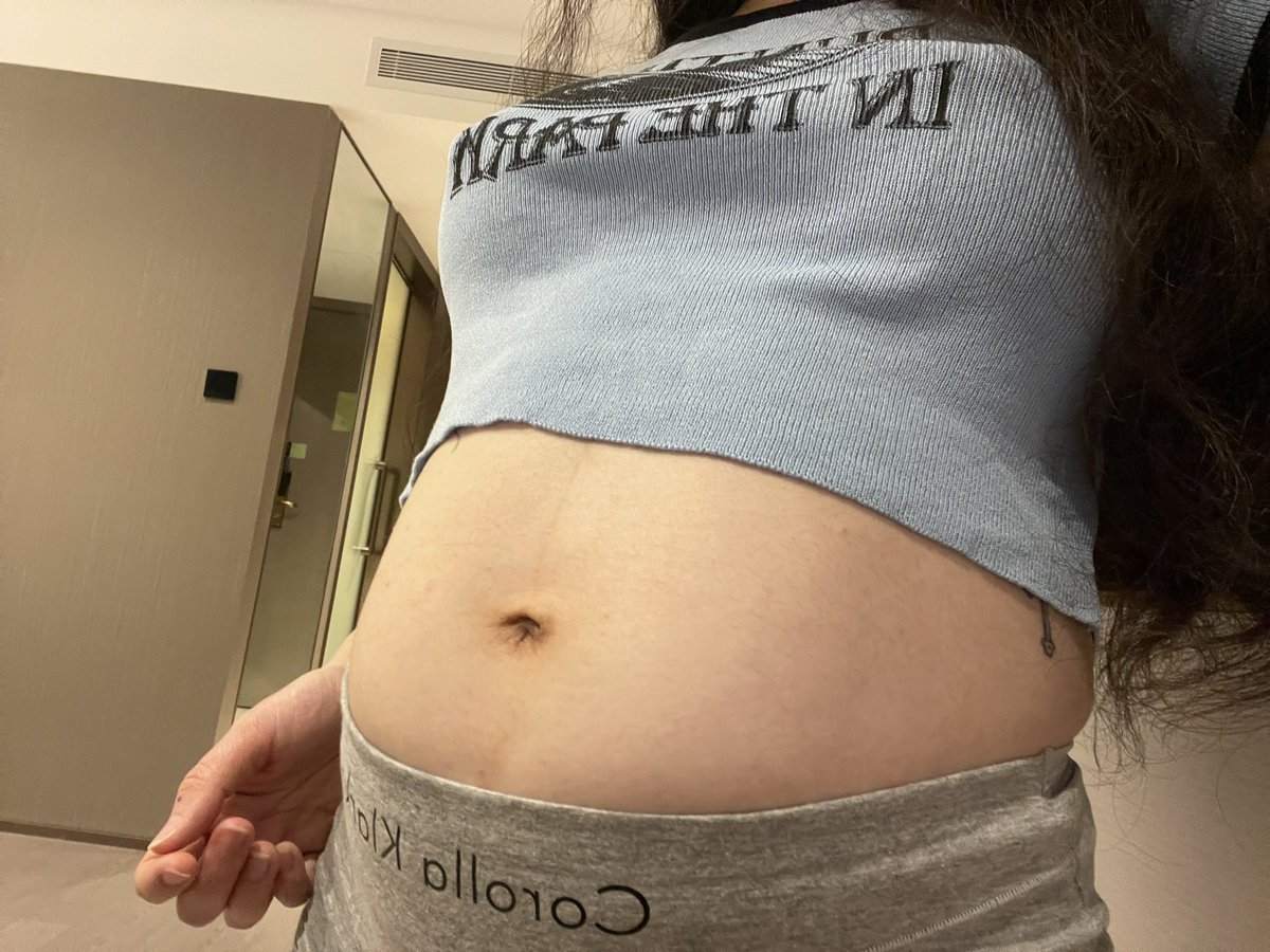 福利姬🍓草莓老师🍓分享的黄推图片2 - 网红私拍内容