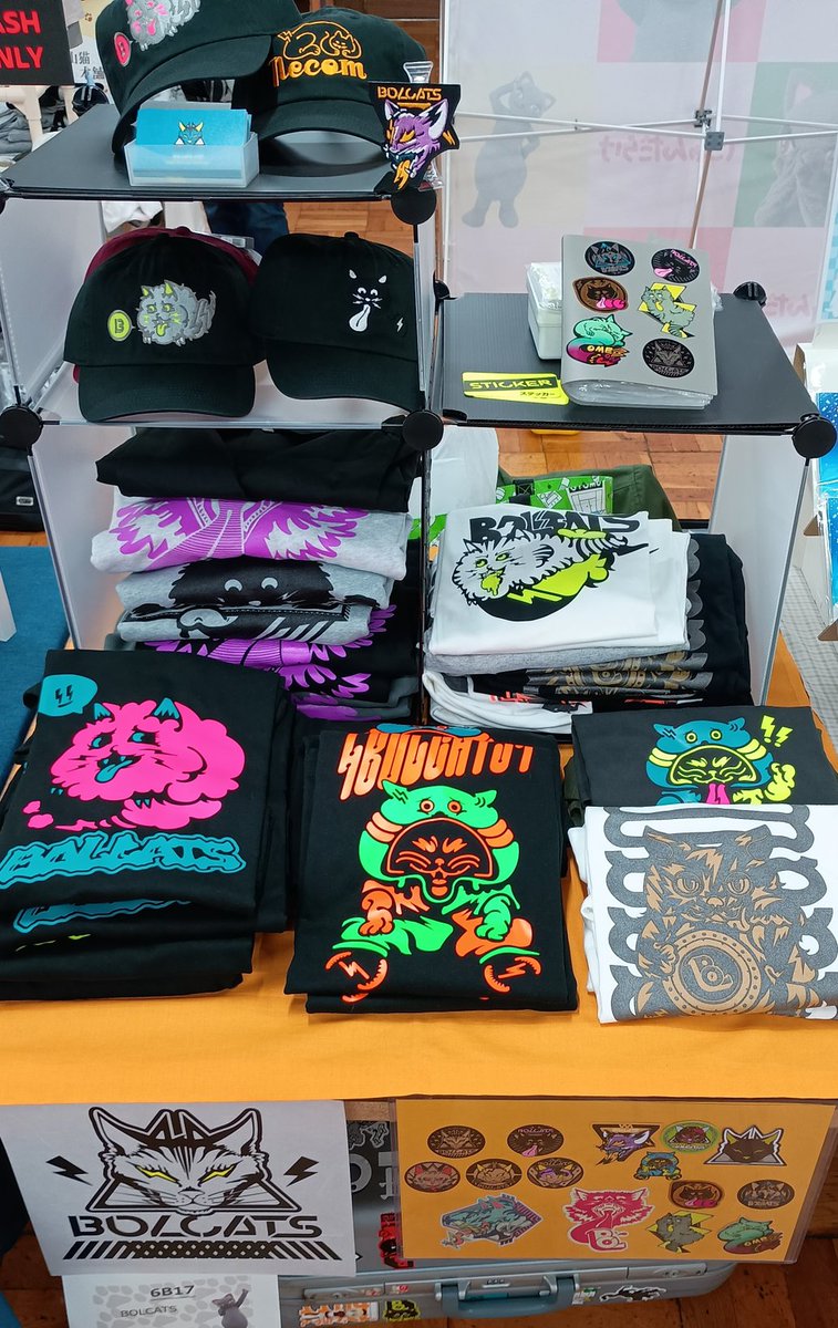 にゃんだらけ19at浅草
都立産業貿易センター台東館6F-7F
このあと11:00〜17:00まで

本日はこんな感じですッ！

BOLCATSは、6B17です！(6F)
入口正面のフォトブースの真裏でお待ちしてます―⚡️𓃠