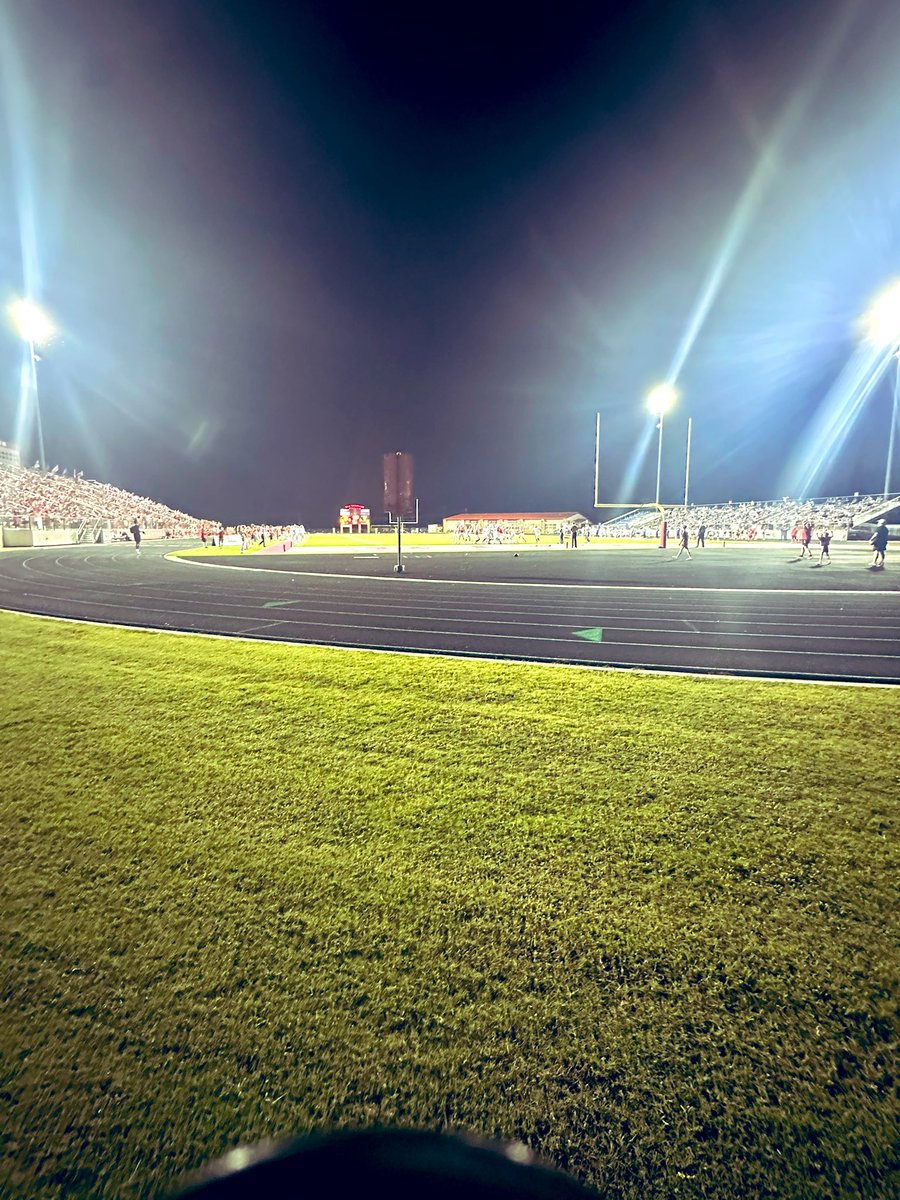 Van voters approved a $13.2 million bond package for Van ISD facilities in November 2015. Probably 200 little kids playing in the field near the stadium. Awesome environment ! 👏