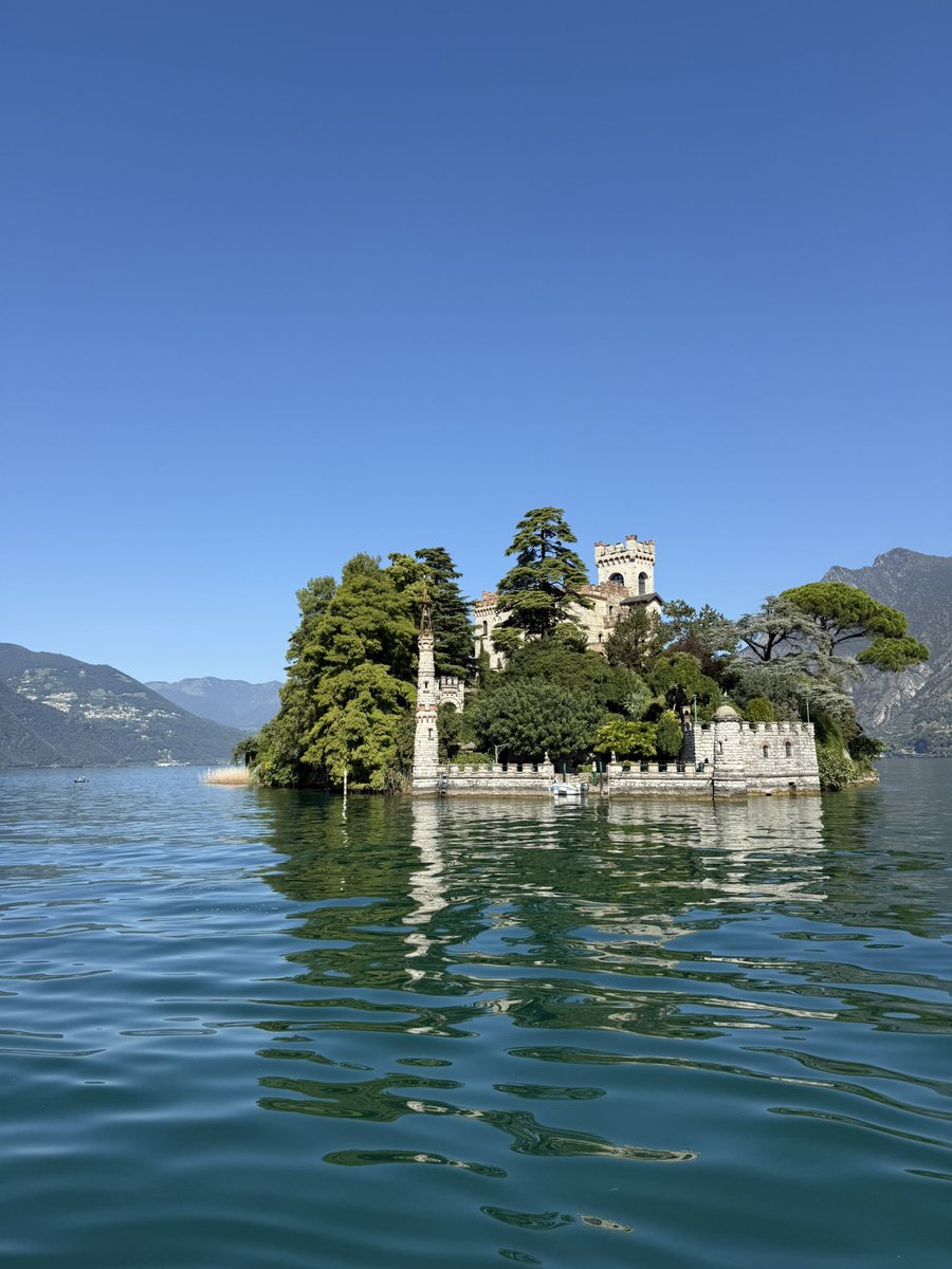 Find us here : substack.com/@vanessagordon 

Capture from a recent trip to #Brescia #Italy <a href="/visitbrescia/">Visit Brescia</a>