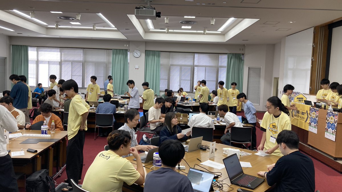 masaog's tweet image. Web x IoT メイカーズチャレンジ Plus in 岡山 大会が始まりました。
今年のテーマは「Web x IoT で岡山のスポーツを盛り上げよう」。開発・テスト・プレゼンと、フルに頭を手を動かして、面白く素晴らしい作品を創りあげてくれることを審査員としても楽しみにしています。
#webiotmakers #岡山大学