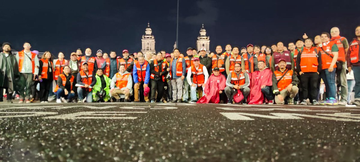 César Cravioto (@craviotocesar) on Twitter photo Agradecemos el trabajo de las y los compañeros de la <a href="/SeGobCDMX/">SEGOB CDMX</a> que, a través del Grupo de Diálogo y Convivencia, lograron que la marcha conmemorativa por los 11 años de la desaparición de los 43 normalistas de Ayotzinapa concluyera con incidentes menores.
En el <a href="/GobCDMX/">Gobierno de la Ciudad de México</a> siempre Agradecemos el trabajo de las y los compañeros de la <a href="/SeGobCDMX/">SEGOB CDMX</a> que, a través del Grupo de Diálogo y Convivencia, lograron que la marcha conmemorativa por los 11 años de la desaparición de los 43 normalistas de Ayotzinapa concluyera con incidentes menores.
En el <a href="/GobCDMX/">Gobierno de la Ciudad de México</a> siempre