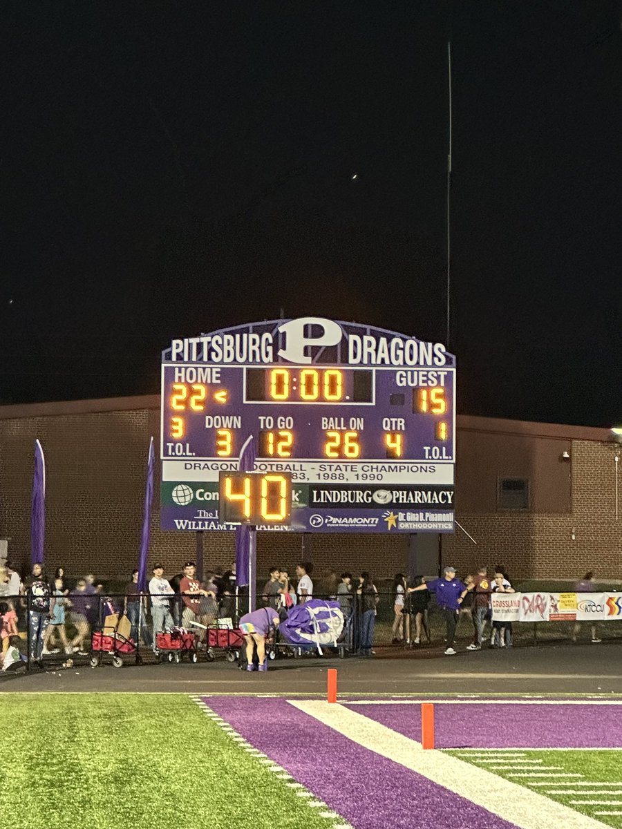 Final Score here in Pittsburg📍

Pittsburg-22
Fort Scott-15

Great game from both sides. Check back later for interviews with Brett Cleland of SIK. #sportsinkansas