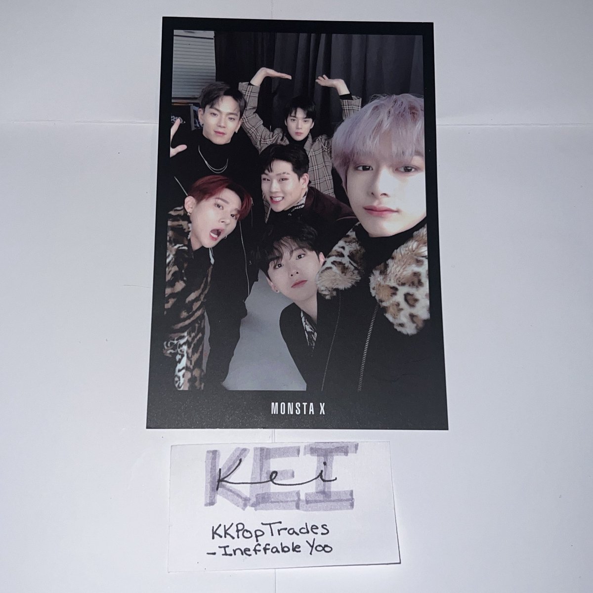 _IneffableYoo's tweet photo. WTS/ WTT
monsta X Fancon Lucky Bag Benefit

Have: Damaged line by Jooheon’s body. DM for video. Can make offer based on damage 

Want: $10 plus shipping or offer based on damage video

#monstax #monstaxwts #monstaxwtt #shownu #minhyuk #kihyun #hyungwon #joohoney #changkyun https://t.co/wVNL5jCA8V