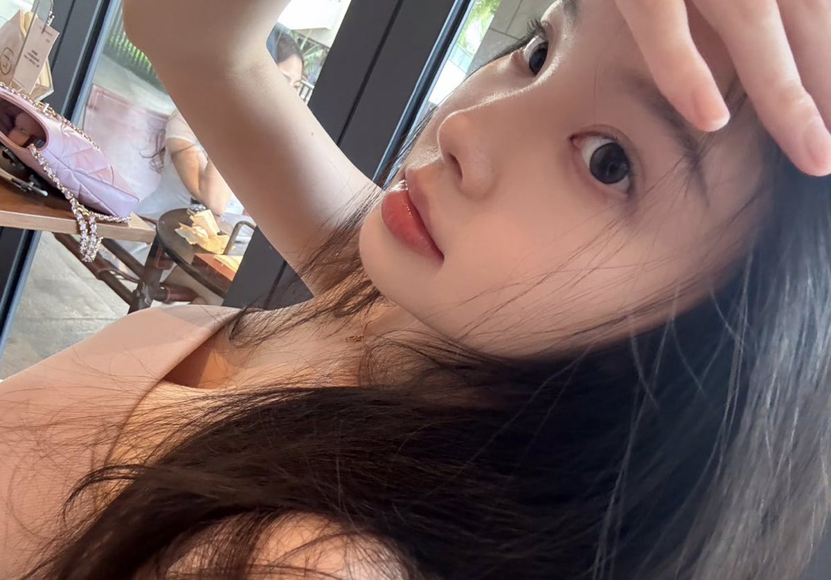 谁想弄我脸上。