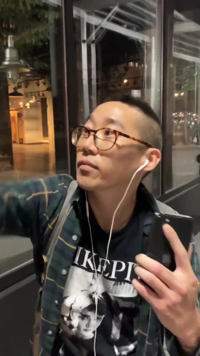 Jack Choi 🇺🇸 🎗️ (@thunderhead527) on Twitter photo <a href="/StopAntisemites/">StopAntisemitism</a> Alright, dudes. Let's make this asshole famous. Share this photo to identify this imbecile. <a href="/StopAntisemites/">StopAntisemitism</a> Alright, dudes. Let's make this asshole famous. Share this photo to identify this imbecile.