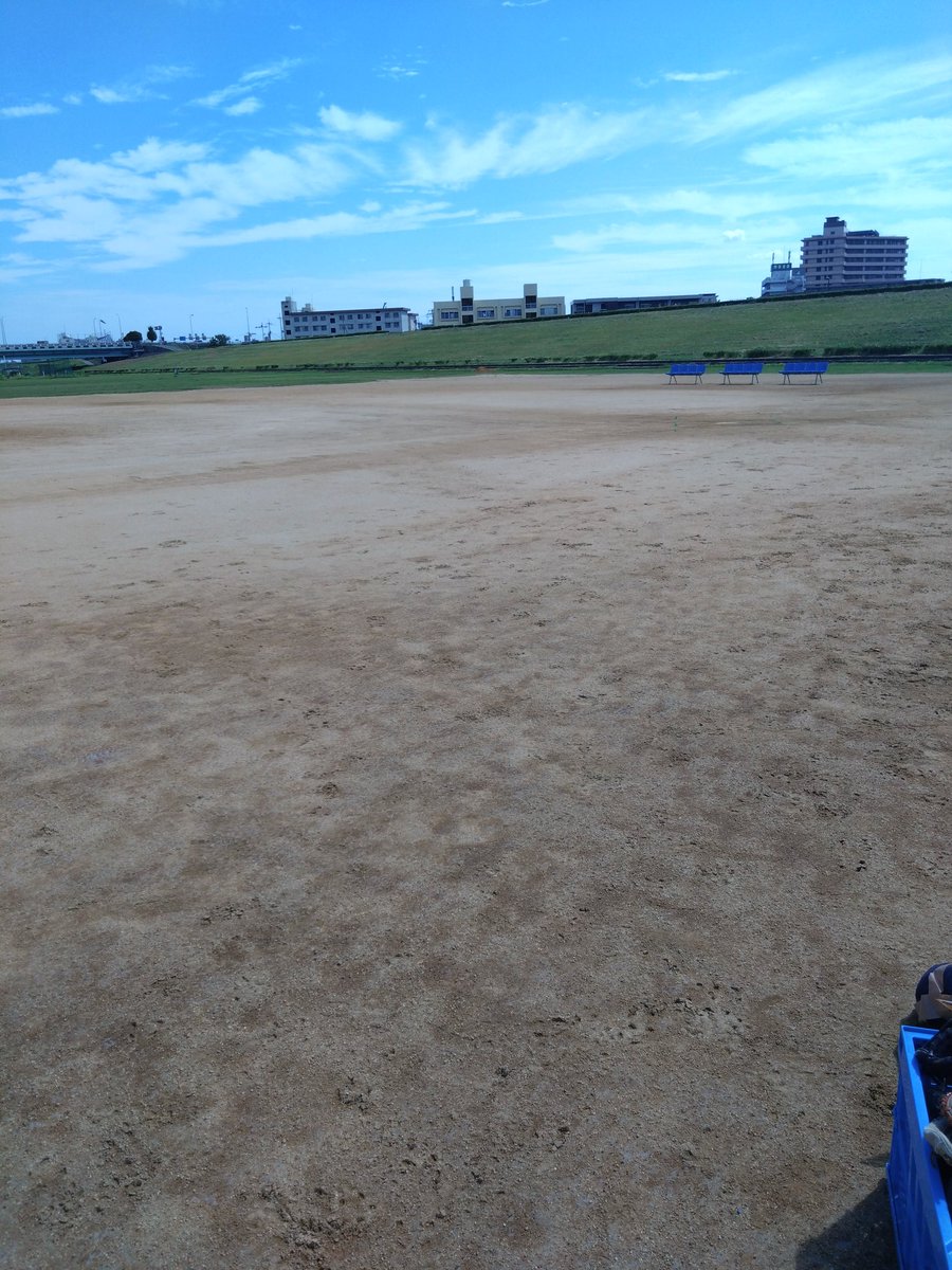 今日も野球しようぜ！！
練習しやすい気候になりました