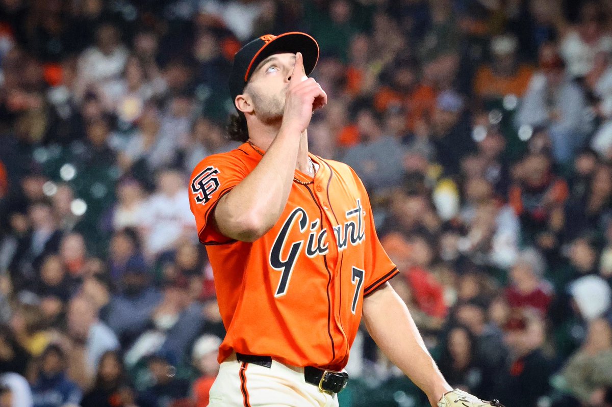 트레버 맥도날드는 메이저 데뷔 첫승을 거둡니다…