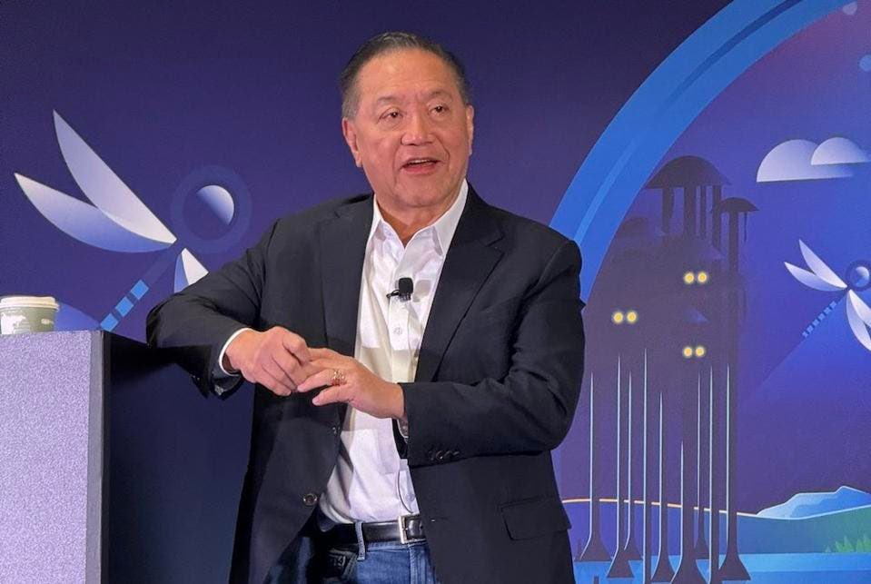 A glance back at <a href="/VMware/">VMware</a> Explore 2025…👀 
“<a href="/Broadcom/">Broadcom</a> CEO, Hock Tan, took the stage at Explore 2025 to make his case for why VMware Cloud Foundation (VCF) is the optimal platform for enterprises struggling with modernization and AI in this increasingly volatile world…” 

👥 by
