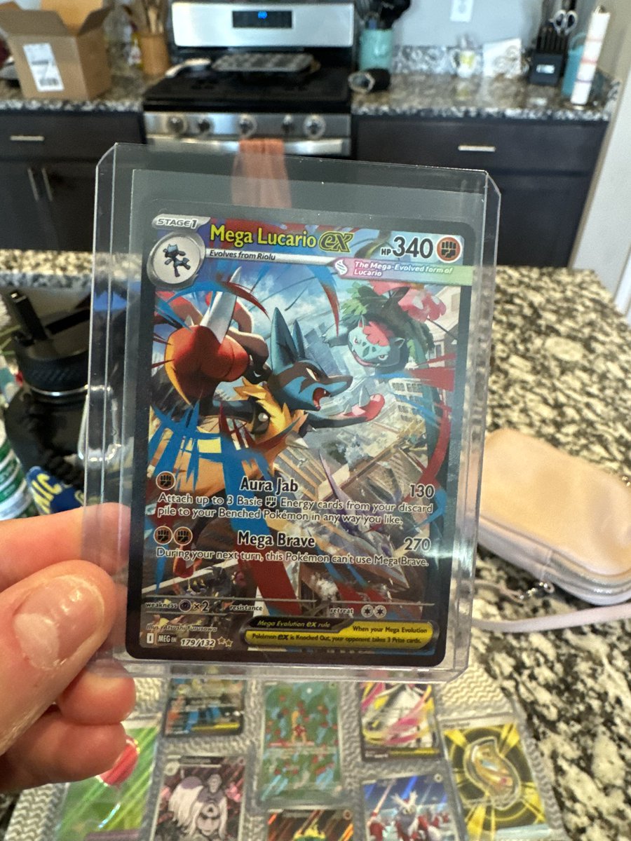 IAMURFTHR's tweet photo. @PokemonRestocks Booster box hits! A lot of fun to rip this set https://t.co/ZlOWMLbbRe