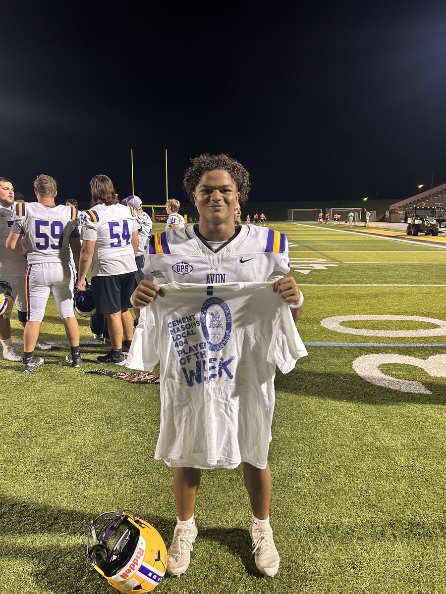 DomenicClary's tweet image. Michael Colburn is our Cement Mason Local 404 Union player of the game as he was the work horse for this Avon offense in their victory.
@SportsKee1 
@avoneagles
