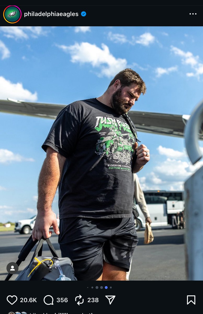 Devan_Kaney's tweet image. Landon Dickerson’s shirt today 💯😂